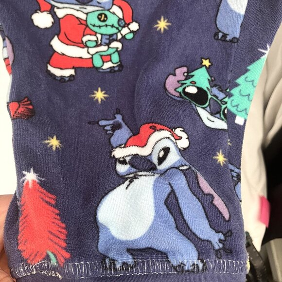 NWT Lilo and Stitch Christmas Woman's Pajamas - 2 Piece Set. Size M (8-10) - Picture 4 of 7